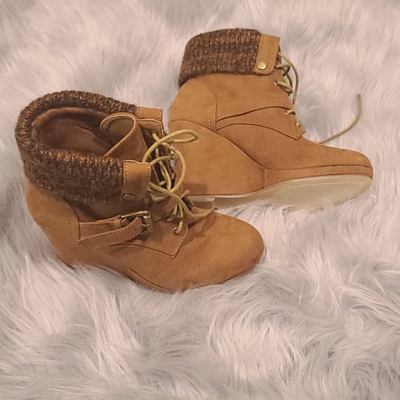 Booty wedge - Picture 2 of 6